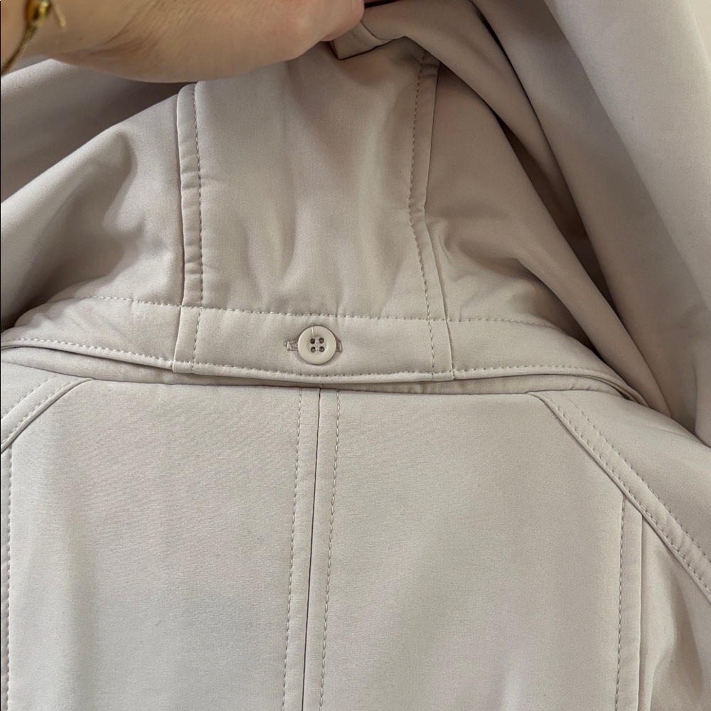 NWT Rebecca Minkoff Trench Coat Floral Lining Cement - Picture 7 of 8